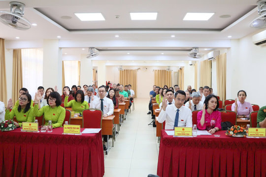 Thành lập, tổ chức lại các phòng chuyên môn thuộc UBND phường Hoàn Kiếm