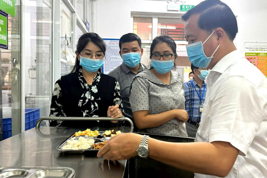 Tháo gỡ điểm nghẽn an toàn thực phẩm học đường