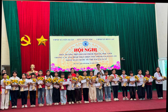 Hà Nội biểu dương 100 trẻ em gái chăm ngoan, học giỏi
