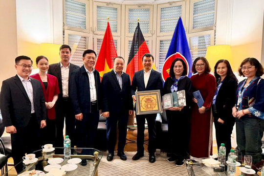 Hà Nội giới thiệu sách về Quốc Tử Giám tại Hội Sách quốc tế Frankfurt 2026