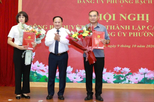 Phường Bạch Mai công bố thành lập 13 tổ chức đảng trực thuộc