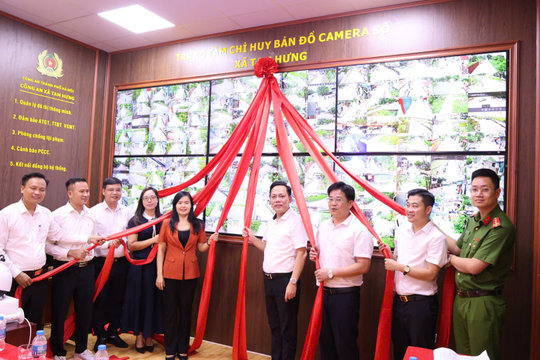 Công an xã Tam Hưng ra mắt Trung tâm chỉ huy bản đồ camera số