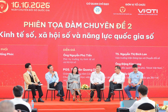 Chuyển đổi số quốc gia: Gỡ điểm nghẽn thể chế, hướng tới dịch vụ công chủ động
