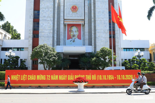 Viết tiếp bản hùng ca thời đại mới