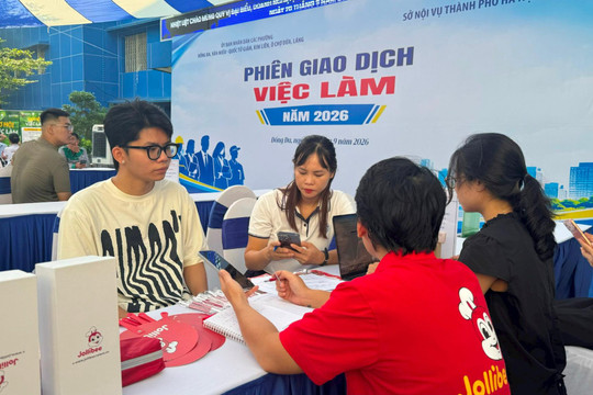 Đòn bẩy số hóa và những nhịp cầu an sinh bền vững của Thủ đô