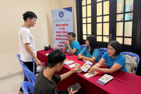 Hà Nội đẩy mạnh phát triển người tham gia BHYT, hướng tới bao phủ toàn dân