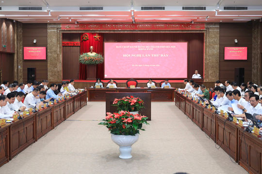 Hà Nội huy động sức mạnh của hệ thống chính trị thực hiện mục tiêu tăng trưởng "hai con số"