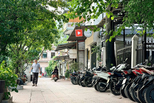 Chuyển biến tích cực về trật tự đô thị tại đường dạo ven hồ Đầm Tròn (phường Ba Đình)