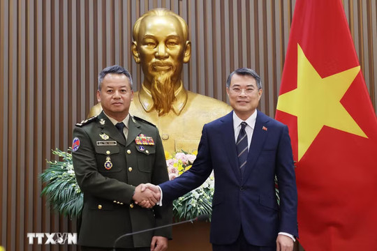 Bộ Quốc phòng Lào sẽ tiếp tục phối hợp chặt chẽ với Bộ Quốc phòng Việt Nam