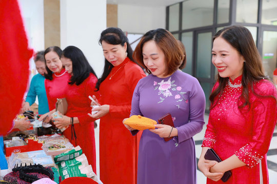 Phụ nữ Khương Đình lan tỏa yêu thương, chung sức xây dựng cộng đồng