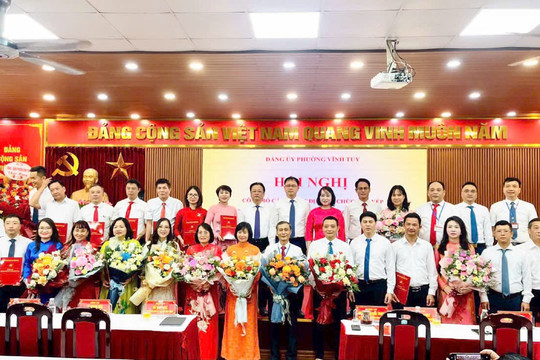 Đảng ủy phường Vĩnh Tuy thành lập 12 chi bộ trực thuộc