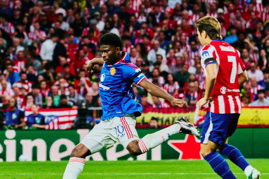 Manchester United: Khó khăn tiếp tục bủa vây