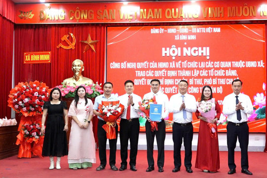 Xã Bình Minh kiện toàn bộ máy, thành lập 5 phòng chuyên môn và 12 chi bộ