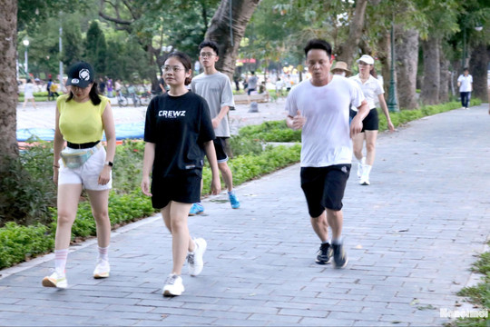 Phường Nghĩa Đô: Phát huy hiệu quả các thiết chế văn hóa, thể thao