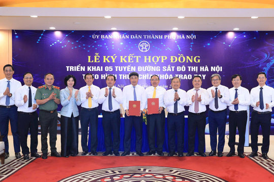Hà Nội ký kết hợp đồng thực hiện 5 tuyến đường sắt đô thị theo hình thức chìa khóa trao tay