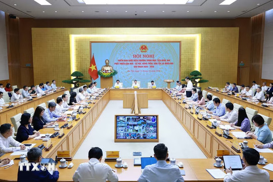 Thủ tướng chủ trì Hội nghị triển khai Chương trình mục tiêu quốc gia phát triển văn hóa - xã hội, nông thôn, dân tộc miền núi