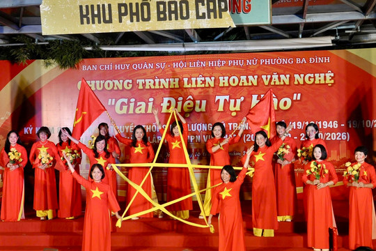 Chương trình văn nghệ “Giai điệu tự hào” tôn vinh người phụ nữ phường Ba Đình