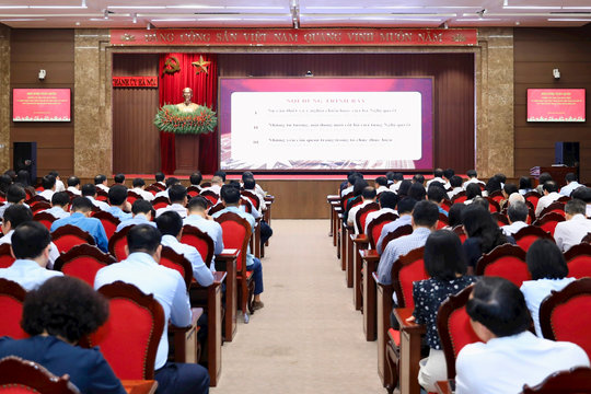 Đổi mới, tự chỉnh đốn, nâng cao năng lực lãnh đạo của Đảng trong kỷ nguyên mới