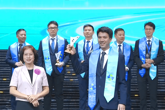 MEDLATEC - Đơn vị tiên phong của ngành y tế 2 kỳ liên tiếp đạt Thương hiệu quốc gia về xét nghiệm