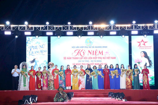 Sôi nổi chương trình văn nghệ rực rỡ sắc hoa của phụ nữ xã Quang Minh