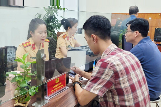 Chậm đăng ký khi mua xe mô tô, xe gắn máy mới: Thiệt hại đủ đường