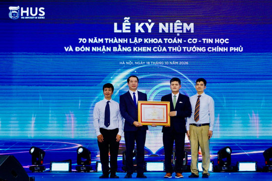 Khoa Toán - Cơ - Tin học: 70 năm vun đắp tri thức, hướng tới những đỉnh cao mới