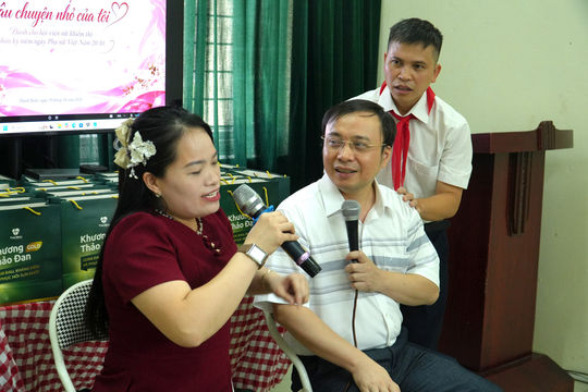 Phụ nữ khiếm thị Thanh Xuân kể chuyện đời qua tiểu phẩm