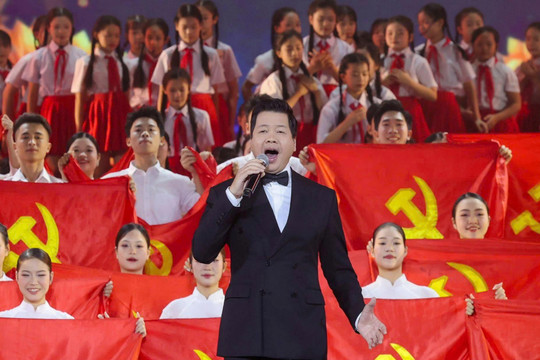 Concert “Tự hào là người Việt Nam 2026”: “Nối vòng tay lớn” tại Thái Nguyên