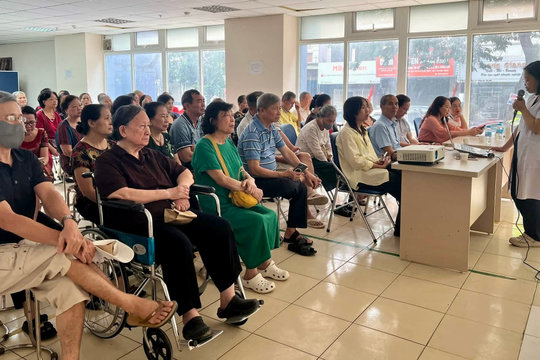 Chăm lo người cao tuổi: Đưa chính sách đến gần cuộc sống