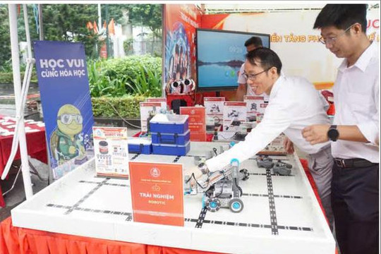 Luật Thủ đô 2026 mở đường cho giáo dục số phát triển