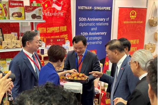 Thương mại Việt Nam - Singapore lập kỷ lục mới