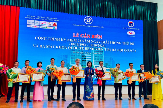 Gắn biển Bệnh viện Tim Hà Nội cơ sở 2 và ra mắt Khoa Quốc tế: Xây dựng cơ sở y tế chuyên sâu, kỹ thuật cao xứng tầm Thủ đô