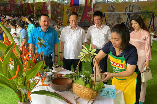 Công đoàn viên Công ty TNHH MTV Vườn thú Hà Nội trổ tài nữ công gia chánh