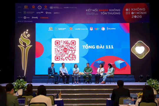 Học sinh tìm hiểu cách tự bảo vệ trên không gian mạng
