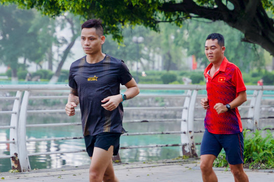 Đi bộ, chạy bộ: Đừng chạy theo số bước