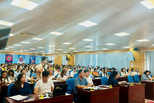 BHXH thành phố Hà Nội: Nâng chất lượng đội ngũ nhân viên thu, bứt phá phát triển an sinh trên nền tảng số