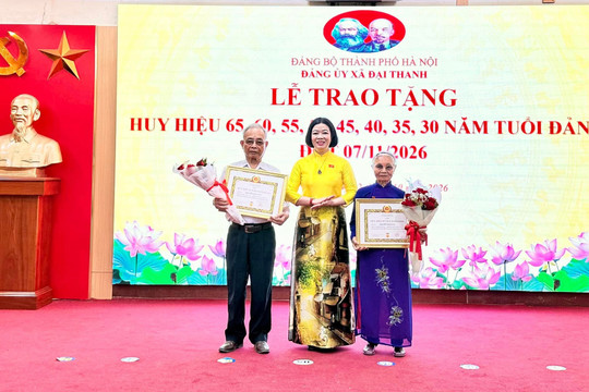 Đảng bộ xã Đại Thanh trao tặng Huy hiệu Đảng cho 130 đảng viên