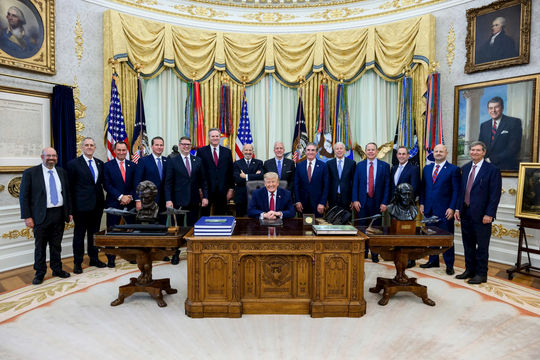 Bầu cử giữa kỳ tại Mỹ: Phép thử cho Tổng thống Donald Trump