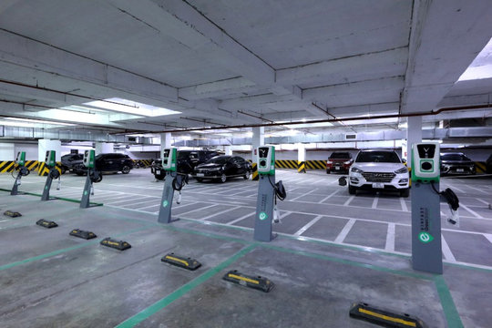 Chuyển đổi phương tiện xanh tại chung cư: Đồng bộ giải pháp gỡ “nút thắt” hạ tầng