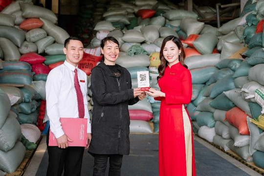 Agribank - Kết nối tài chính với nông nghiệp hiện đại