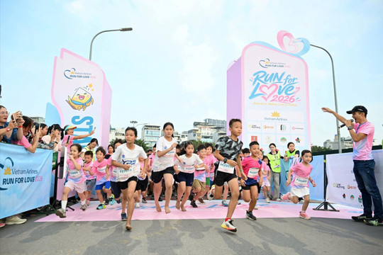 Hơn 2.000 vận động viên tham gia giải chạy Run for love 2026