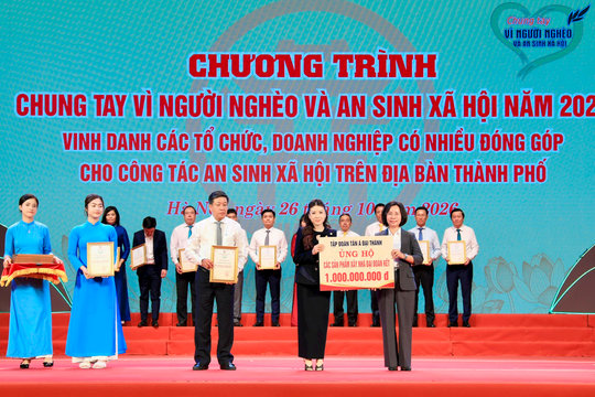 Tập đoàn Tân Á Đại Thành ủng hộ sản phẩm xây dựng nhà Đại đoàn kết tại Hà Nội