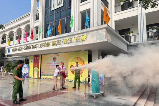 Quang Minh nâng cao ý thức chấp hành pháp luật, xây dựng trường học an toàn