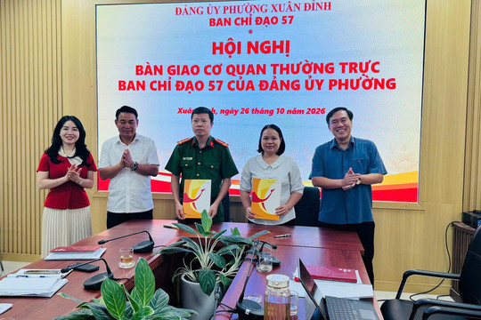 Phường Xuân Đỉnh kiện toàn đầu mối thực hiện nhiệm vụ chuyển đổi số