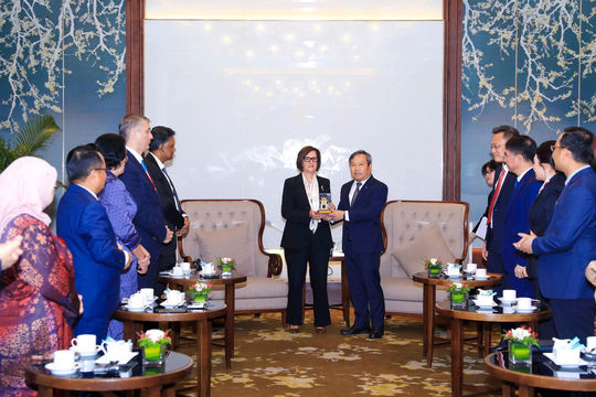 Chủ tịch UBND thành phố Vũ Đại Thắng: Hà Nội luôn coi trọng kỷ luật tài chính, tính minh bạch