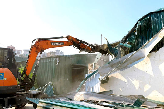 Thanh Liệt cưỡng chế các công trình vi phạm đất đai tại đồng Gò Gủ