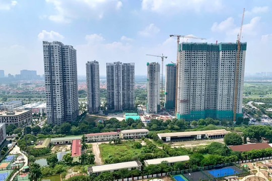 Người vay mua nhà tính toán trả nợ khi lãi suất thả nổi