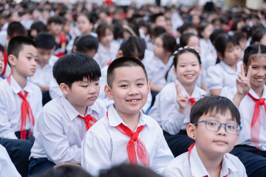 Tiếp nhận học sinh đầu cấp trên môi trường số: Hà Nội đi trước một bước