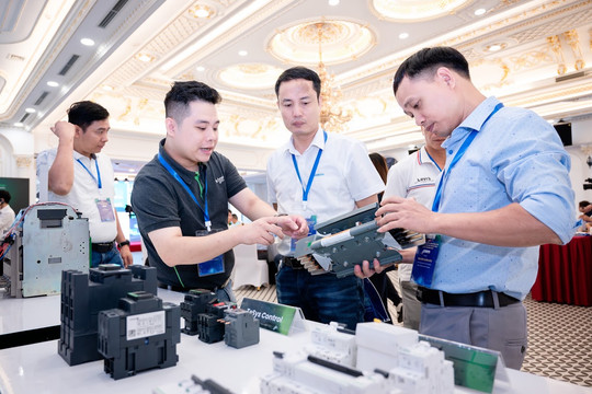 Gợi mở chính sách, chia sẻ công nghệ để doanh nghiệp tăng trưởng xanh