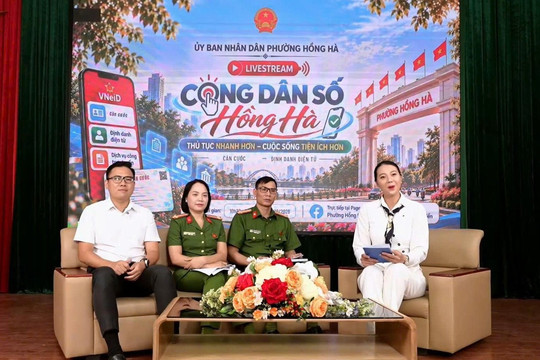 Hướng dẫn người dân thực hiện dịch vụ công trực tuyến qua livestream